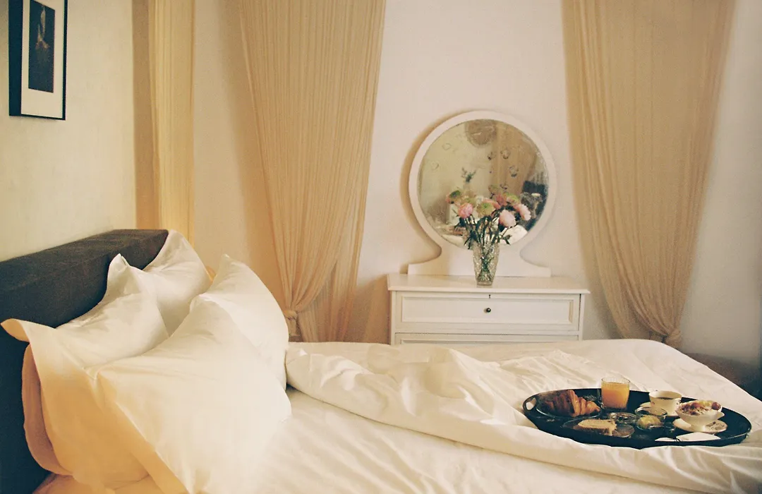Shila Athens-1
